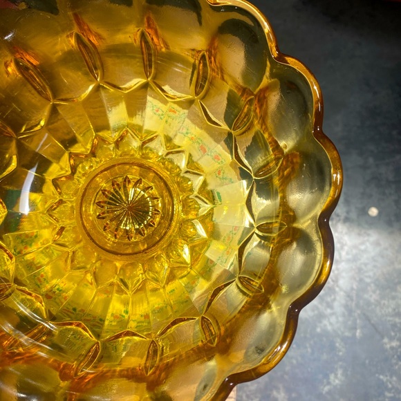 Vintage Anchor Hocking Fairfield Pedestal Bowl, Vintage Amber Glass Bowl - Picture 3 of 8
